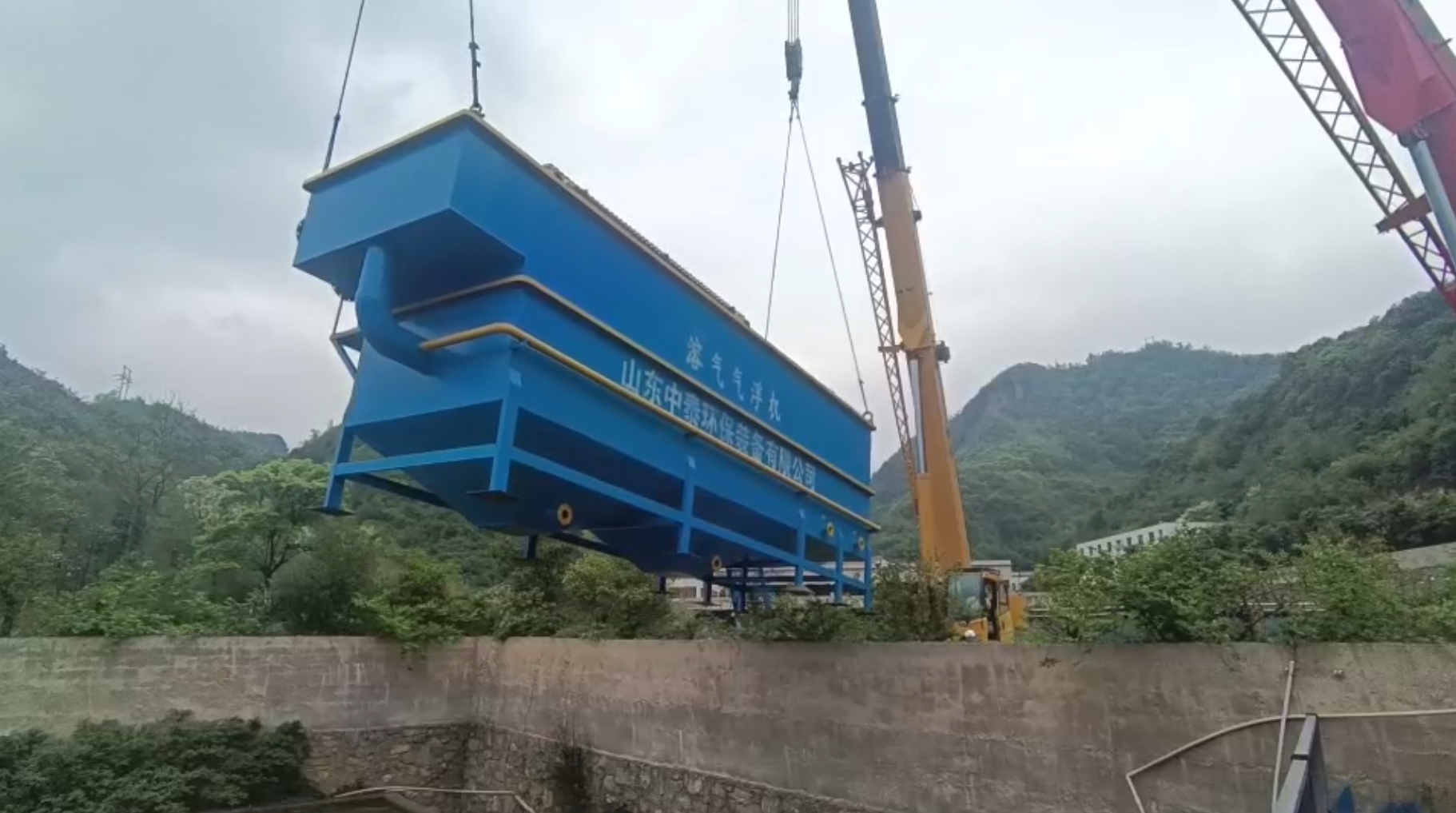 氣浮機(jī)，高效氣浮機(jī)，溶氣氣浮機(jī)，氣浮機(jī)安裝現(xiàn)場
